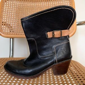 Women’s Frye boots size 7.5